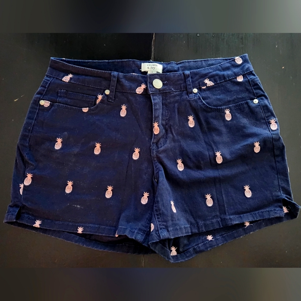 Crown & Ivy Pink Pineapple Shorts